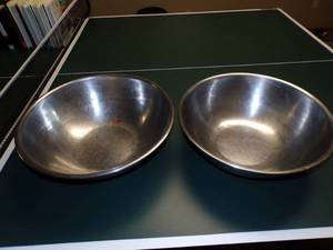 lot 396 image: Big Bowls Pair