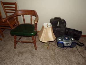 lot 403 image: Chair, Radio, Lamp, Bag, Luggage Bag
