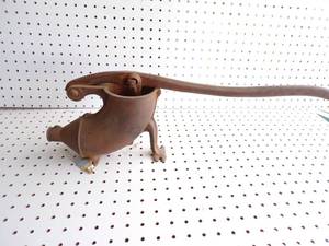 lot 423 image: Vintage Sauage Stuffer