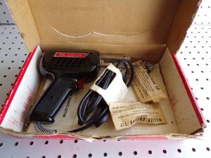 lot 432 image: Welder Sodding Gun