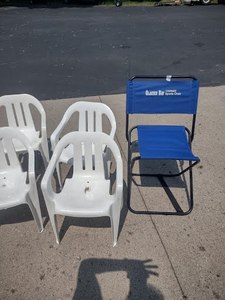 lot 448 image: Little Kids Chairs 4, and Folding Chair