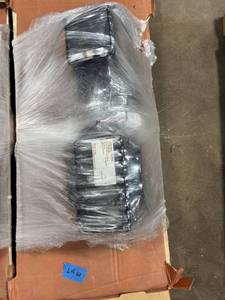 lot 20 image: 1 - New Opened Box SEW Eurodrive SA67 DRN80M4