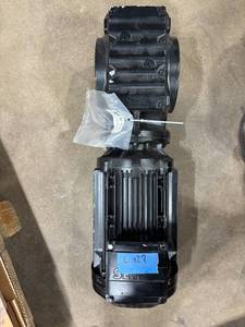 1 - New Opened Box SEW Eurodrive SA67 DRN100LM4