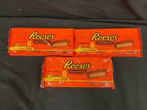 BB1 - Set of 3 Packages of Reese's Peanut Butter Cups Snack Size