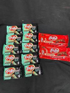 lot 8 image: BB1 - Assorted Kit Kat Bars - Mint  Chocolate and Snack Size