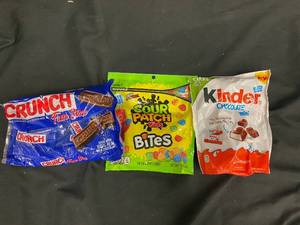 lot 14 image: BB1 - Set of Crunch Bars, Sour Patch Kids Bites, and Kinder Chocolate