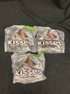 lot 147 image: VV2 - Collection of 3 Packs of Hersheys Kisses Milk Chocolate