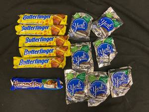lot 44 image: AA2 - Assorted Candy Collection with Butterfinger and Peppermint Patties