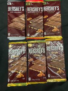 lot 70 image: BB2 - Assorted Hersheys Chocolate Bar Collection