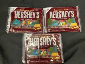 lot 81 image: JJ2 - Collection of 3 Hersheys Milk Chocolate Bars 8.62oz Each