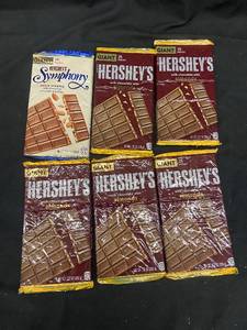 lot 101 image: LL2 - Lot of 6 Hersheys Giant Milk Chocolate Bars with Almonds