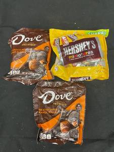 lot 108 image: LL2 - Assorted Chocolate Candy Pack with Dove and Hersheys