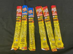 lot 110 image: LL2 - Lot of 6 Slim Jim Original Mild Beef and Cheese Snack Sticks
