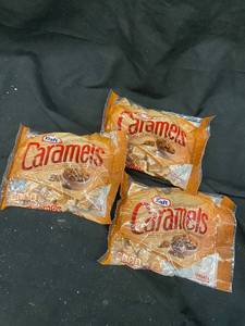 lot 148 image: VV2 - 3 Packs of Kraft Caramels Candy with Best by Date Feb 2025