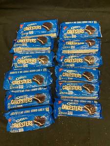 lot 177 image: FF3 - Lot of 12 Oreo Cakesters Packs