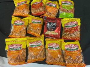 lot 313 image: GG3 - Assorted Pack of Turkey Creek Snacks Pork Rinds with 4595 Chiccarones