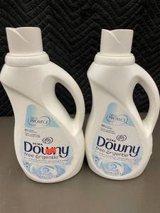 lot 12 image: Set of 2 Ultra Downy Free & Gentle Fabric Softeners