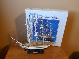 lot 24 image: Heritage Mint Ltd. Tall Ships of the World The Constitution