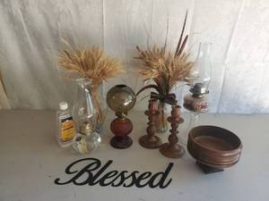 lot 36 image: Beautiful Oil Lamps Black Walnut Bowl and More