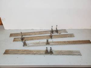 lot 50 image: Metal Sliders with Clamps