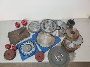 lot 71 image: Large Group of Saw Blades and Bi-Metal Hole Saw Bits