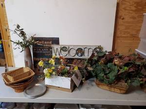 lot 138 image: Very Pretty Collection of Holiday Dcor Faux Plants Baskets and much more