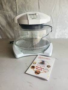 lot 154 image: Thane Flavorwave Oven Deluxe Lightly used