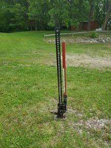 lot 177 image: Very Large Hi-Lift model 484 Jack