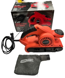 lot 18 image: Tool Shop 3 X 21 Variable Speed Belt Sander