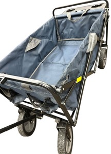 lot 9 image: Folding Wagon with Brakes, LIKE NEW, NO RIPS OR TEARS