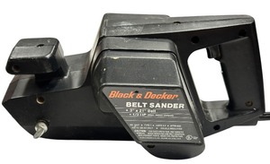 lot 67 image: Black and Decker 3 X 21 Belt Sander