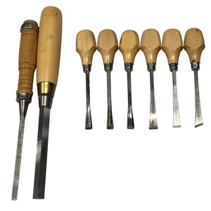 lot 87 image: Chisel Tools Bundle of 8