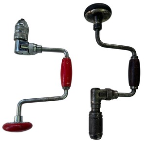 lot 102 image: Crank Handle, Lot of 2