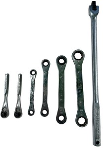 lot 136 image: Craftsman Tools Bundle of 7