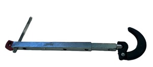 lot 138 image: Milwaukee Large Basin Wrench 11-16