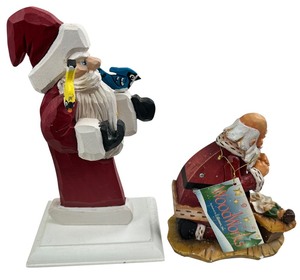 lot 234 image: Old World Santa Collection   Kneeling Santa by Woodworks