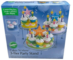 lot 214 image: Three Tier TreatsCupcakeSnack Stand