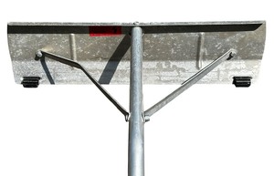 lot 180 image: Roof Sweeper