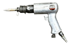 lot 165 image: Short Barrel Air Hammer by Campbell Hausfeld