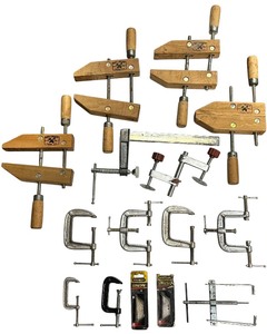 lot 146 image: Clamp Bundle