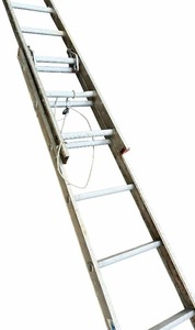 lot 114 image: Werner 24 ft. H Aluminum Extension Ladder Type III 200 lb. capacity D1124-2