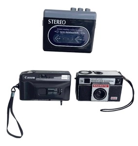 lot 349 image: Camera Bundle of 3 