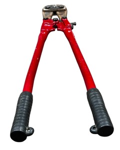 lot 225 image: 24 Bolt Cutters