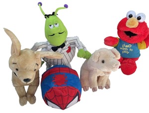lot 381 image: Antique Mixed Plushes Bundle
