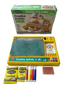 lot 392 image: Mel Appeal Creativity Activity Center