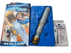 lot 400 image: Pet Care Bundle