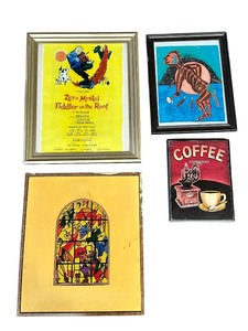 lot 436 image: Home Decor Bundle of 4
