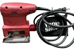 lot 465 image: Tool Shop Palm Sander