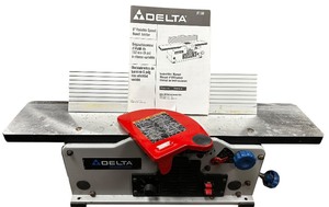 lot 488 image: Delta 6 Variable Speed Bench Jointer