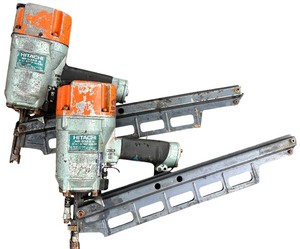 lot 506 image: Hitachi NR83A2 y 3 14 in Framing Strip Nailer, Lot of 2